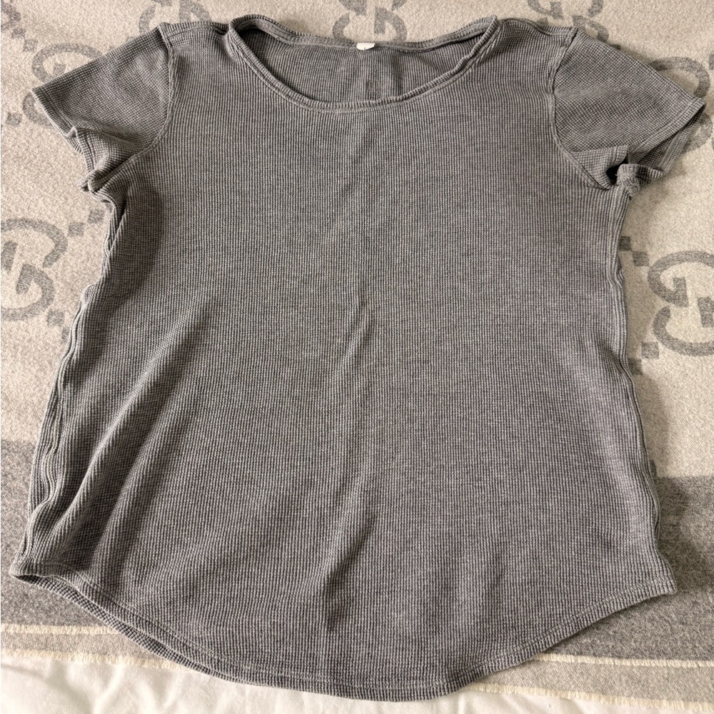 lululemon Love Crew lll Waffle - Heathered Gray Top, 6 - Picture 2 of 7